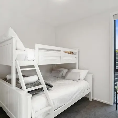 Nestled Below The Remarkables Queenstown Exterior photo