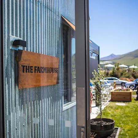 Nestled Below The Remarkables Queenstown Exterior photo